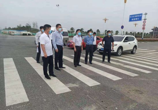 畢啟民深入皓聯(lián)公司項(xiàng)目工地調(diào)研督導(dǎo)重點(diǎn)項(xiàng)目建設(shè)9.31613.png 畢啟民深入皓聯(lián)公司項(xiàng)目工地調(diào)研督導(dǎo)重點(diǎn)項(xiàng)目建設(shè)9.31613.png